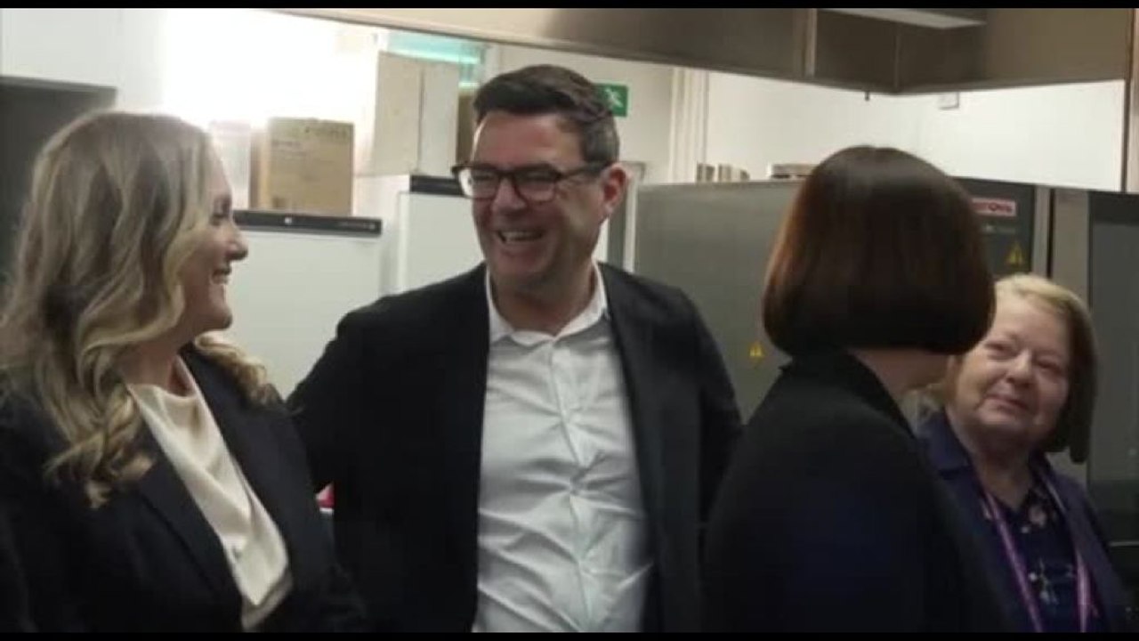 Andy Burnham, successore Starmer pronto a risolvere "grandi questioni"