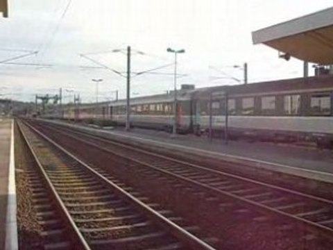 um de bb 67484 et bb 67608 avec 9 voitures CIC