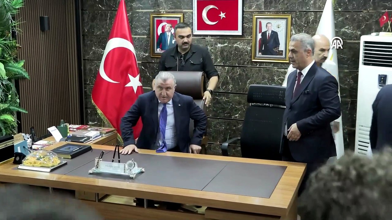 Gençlik ve Spor Bakanı Osman Aşkın Bak, Batman'da konuştu: | Ajansspor | AA