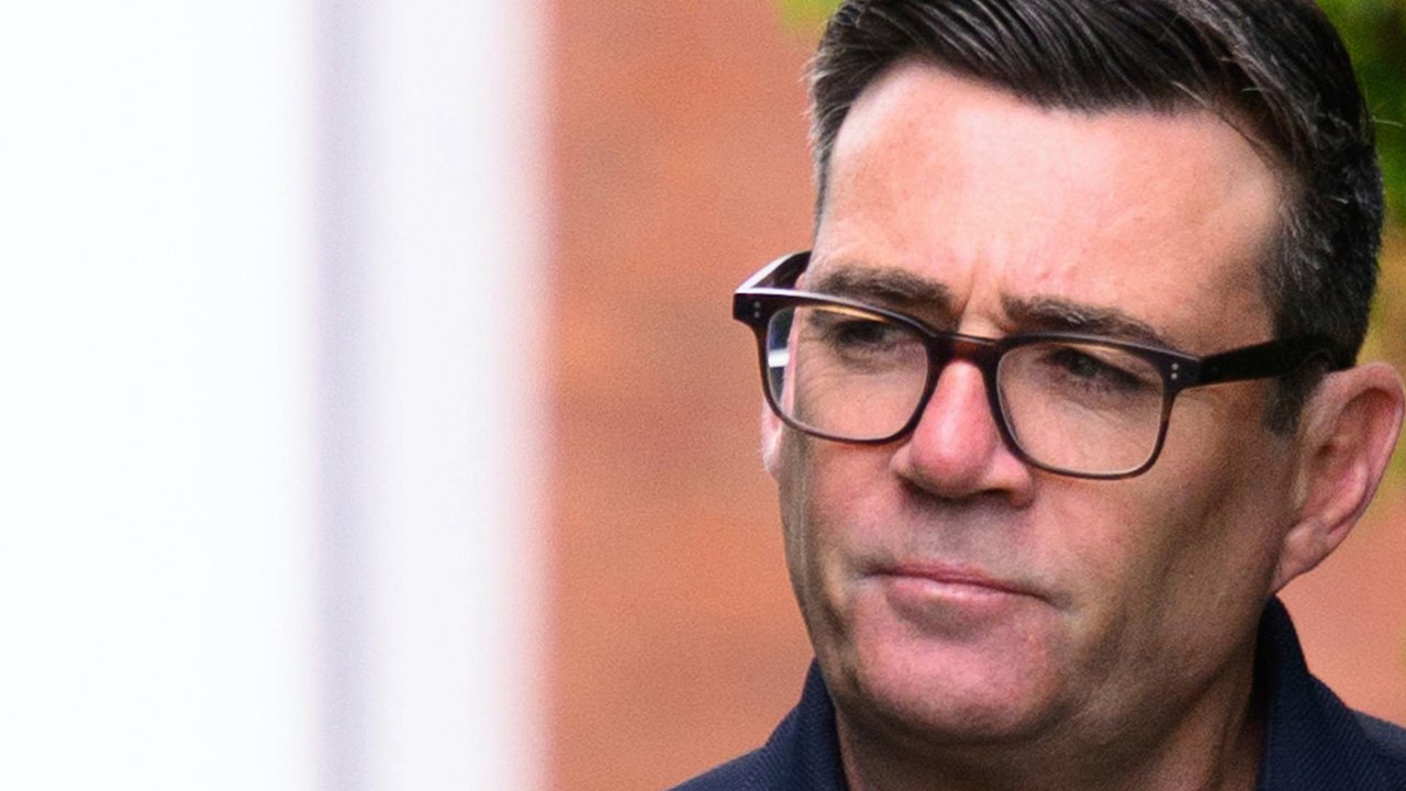 El nuevo líder laboralista, Andy Burnham, asegura que es "la última oportunidad" que tienen