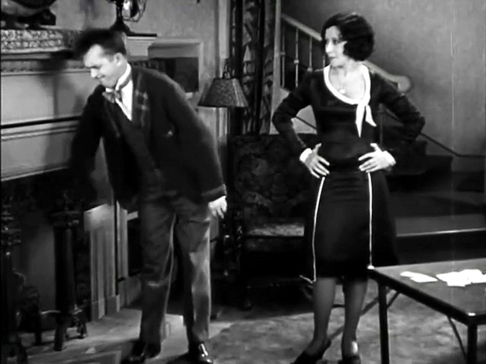La vida nocturna (1930) Stan Laurel - Oliver Hardy - Comedia - Mediometraje