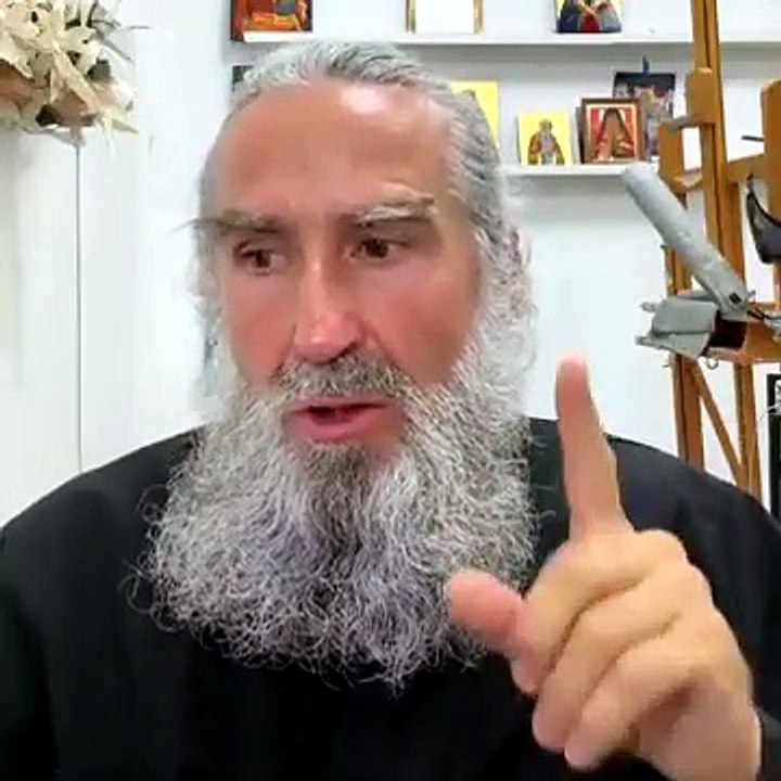 В РПЦ пацифизм назвали ересью? (Has the Russian Orthodox Church called pacifism heresy?)