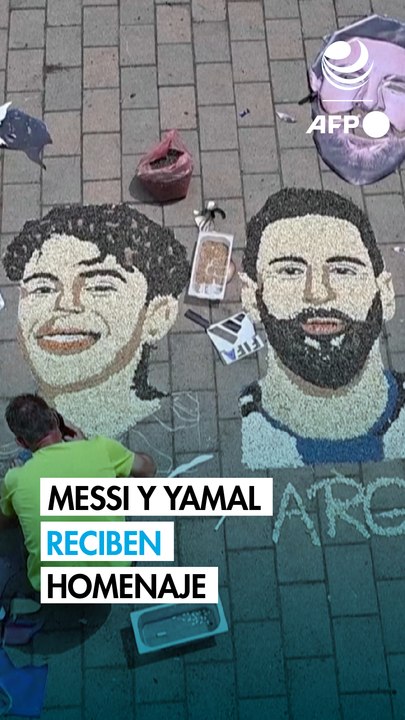 Artista de Kosovo rinde homenaje a Messi y Yamal antes de la final del Mundial