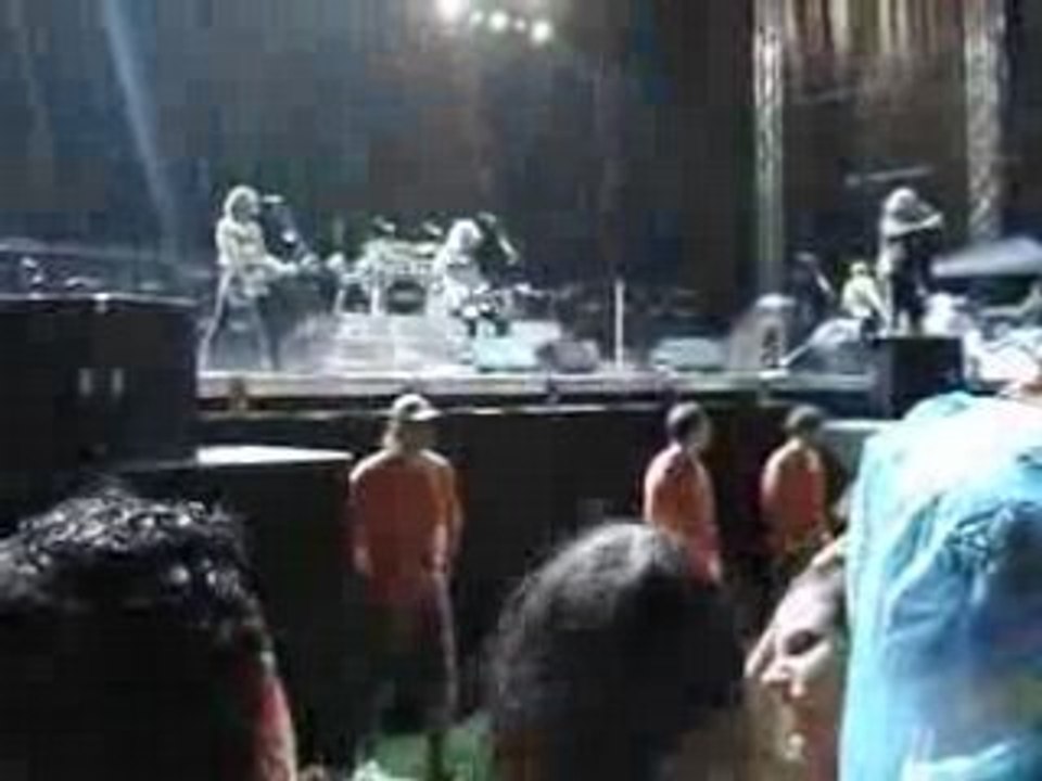 Def Leppard - Rocket (Sofia, 04.07.2008)