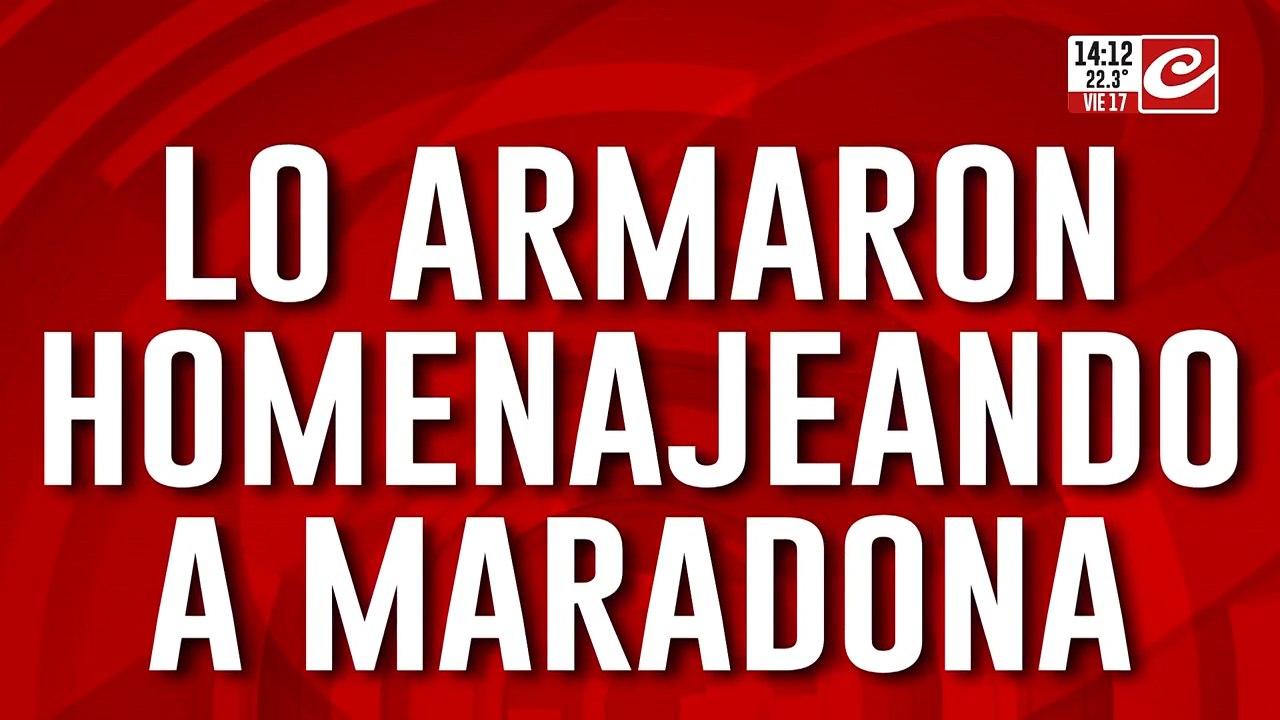 Una familia vive en un colectivo: lo armaron homenajeando a Diego Maradona