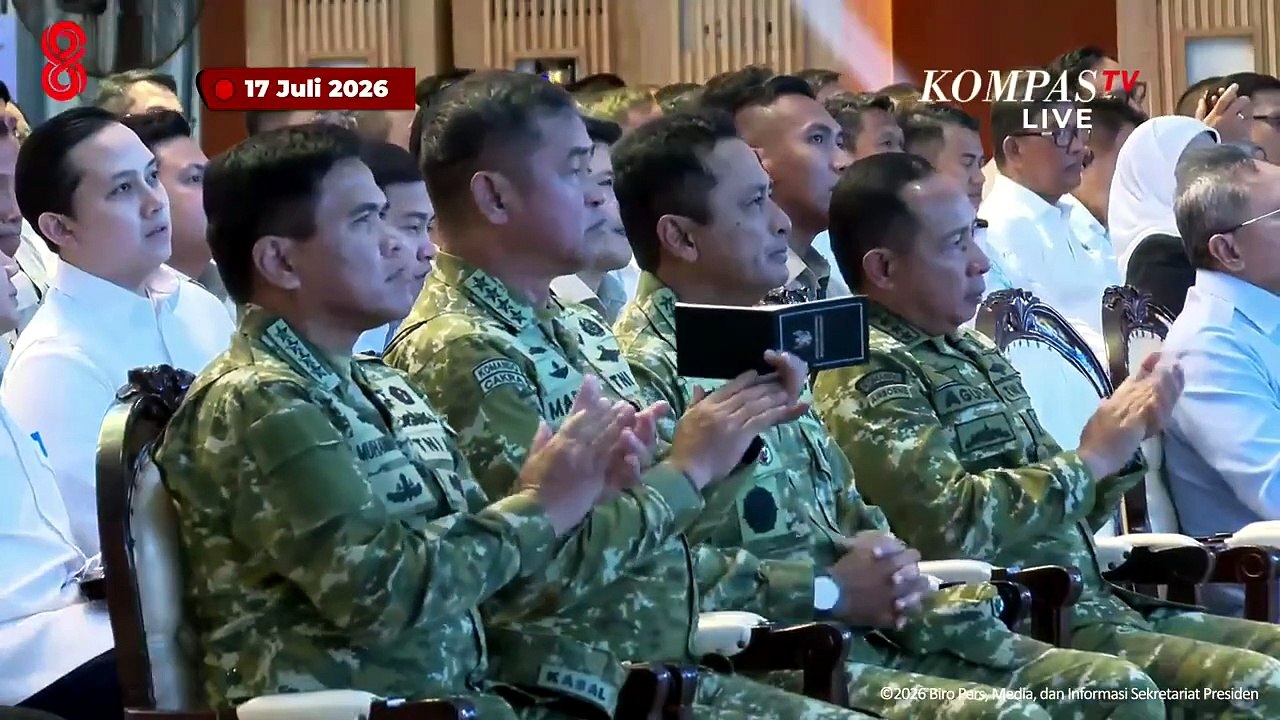 Prabowo ke Menteri & Jenderal-Jenderal: Jangan Ambruk, Kalau Mau Saya Kasih Ilmu