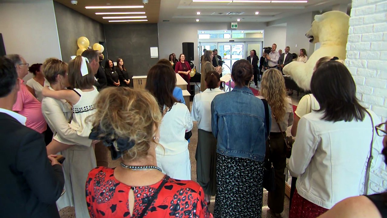 Inauguration d'un hôtel à Témiscouata-sur-le-Lac