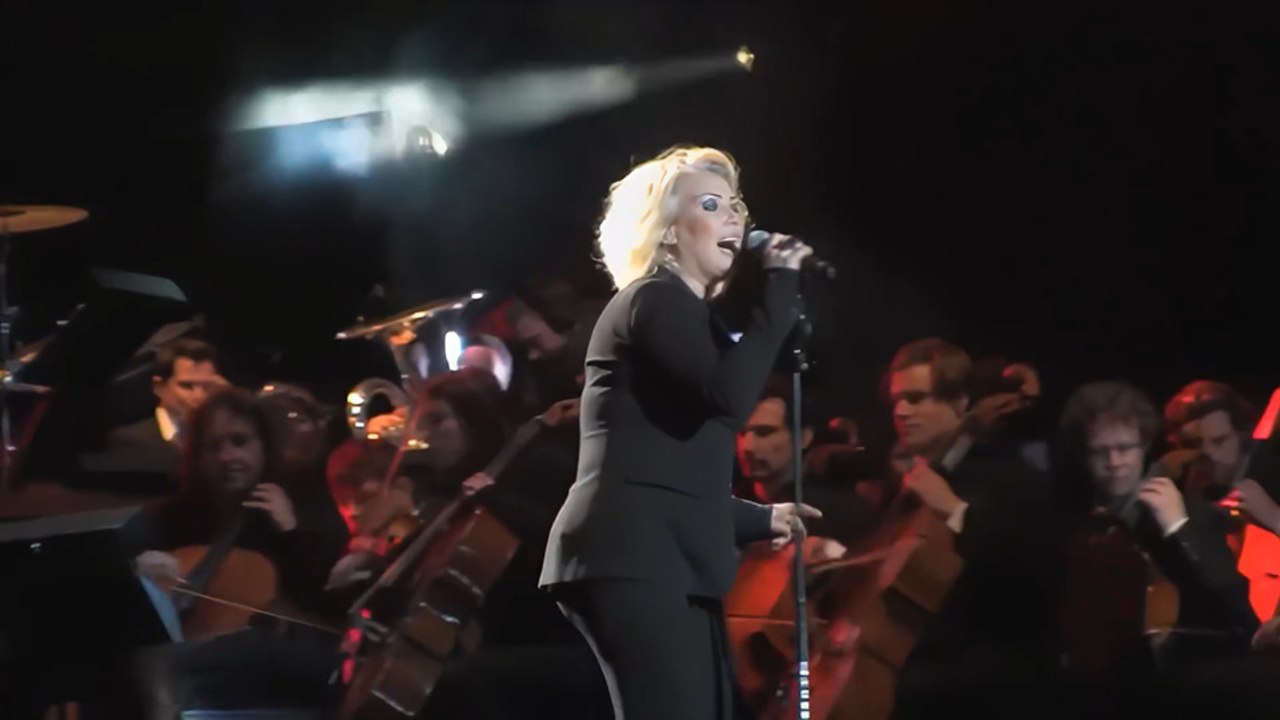 Kim Wilde - Kids In America (AIDA Night Of The Proms 2011)