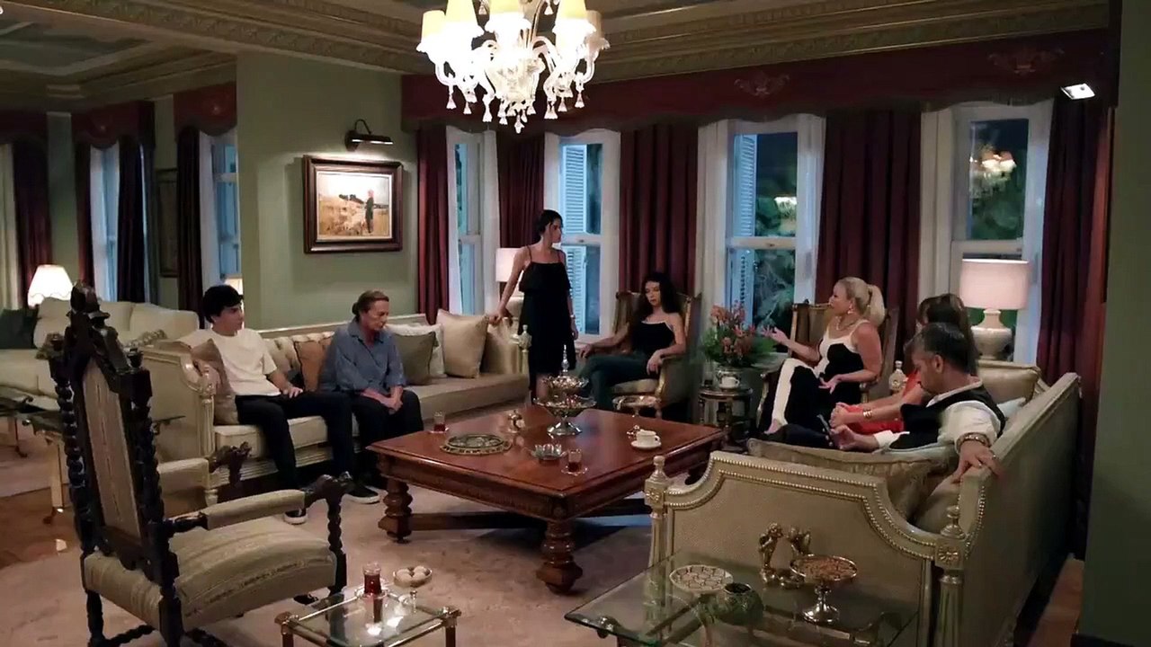 مسلسل عيناك كالبحر الاسود الحلقة 14 الرابعة عشر...