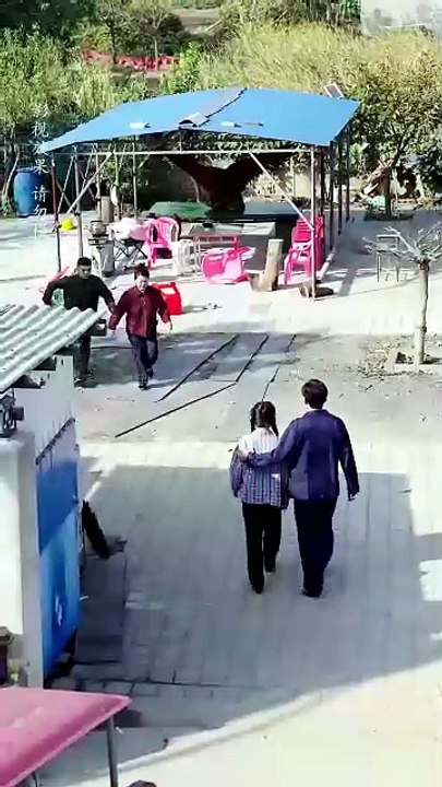 Elle a réussi le test de l'homme riche et s'est mariée immédiatement pour devenir la femme du CEO. [Full Movie]