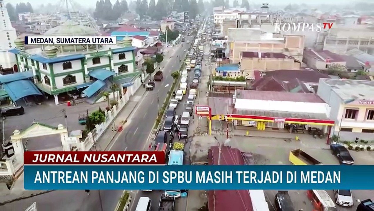 Pantauan Udara: Antrean Panjang di SPBU Medan Masih Terjadi, Warga Terus Mengantre