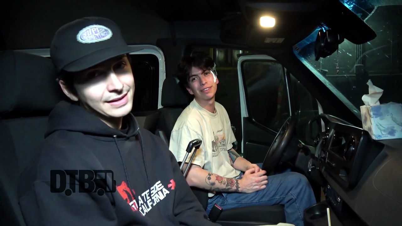 Super Sometimes - BUS INVADERS Ep. 2220