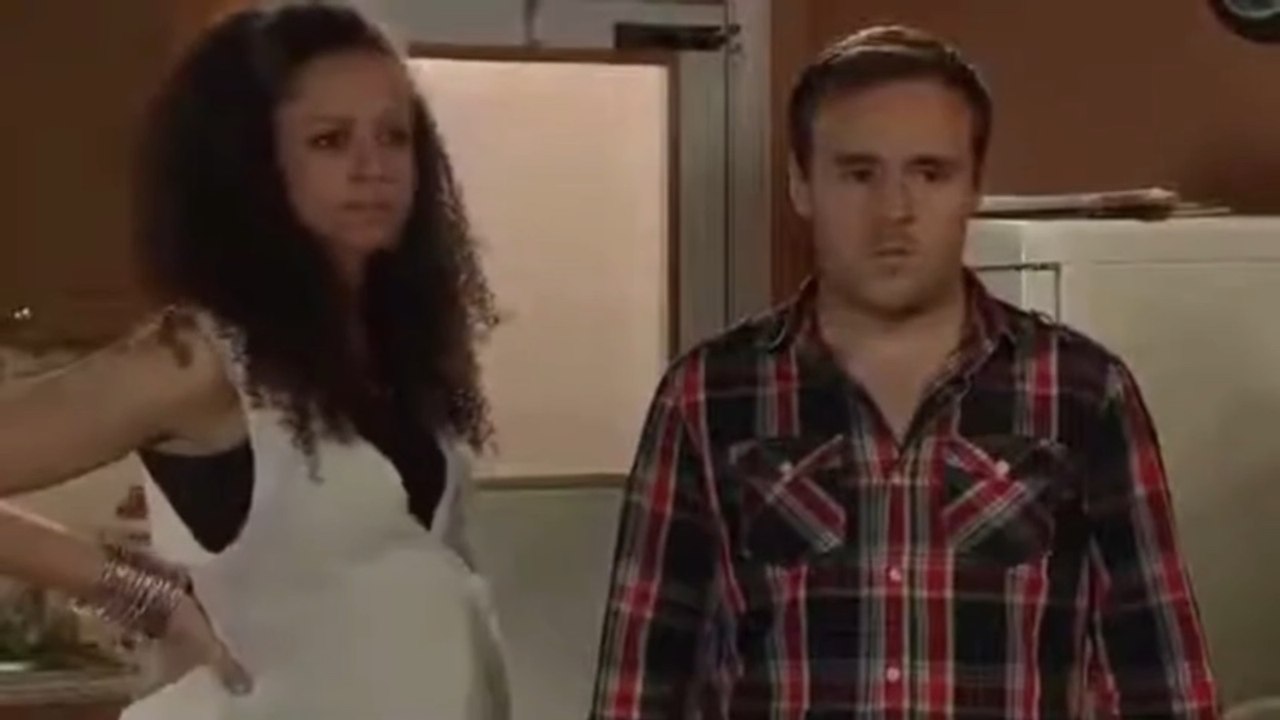 Corrie Kirsty & Tyrone vs Tina McIntyre 24th August 2012 Ep 2
