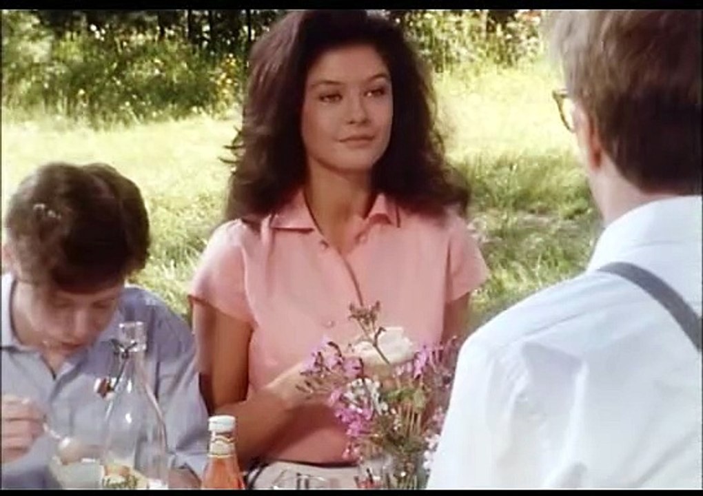 The Darling Buds Of May S01E01-E02