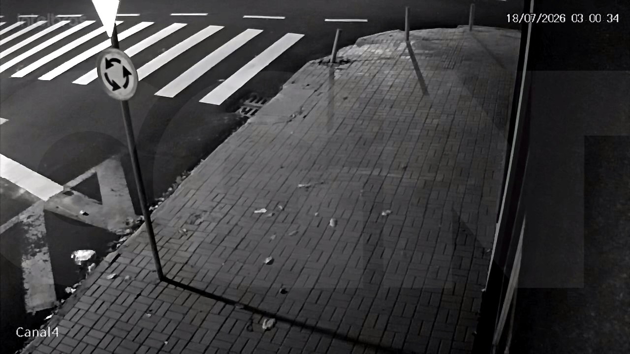 Vídeo mostra motociclista saltando rotatória na Avenida Assunção com a Rua Maranhão
