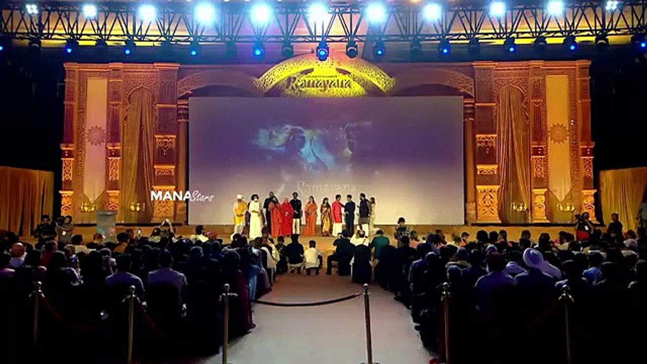 Swami Ramdev Baba Fun Speech, Ranbir Kapoor Reaction @ Ramyana Pratham Sankalp Press Meet