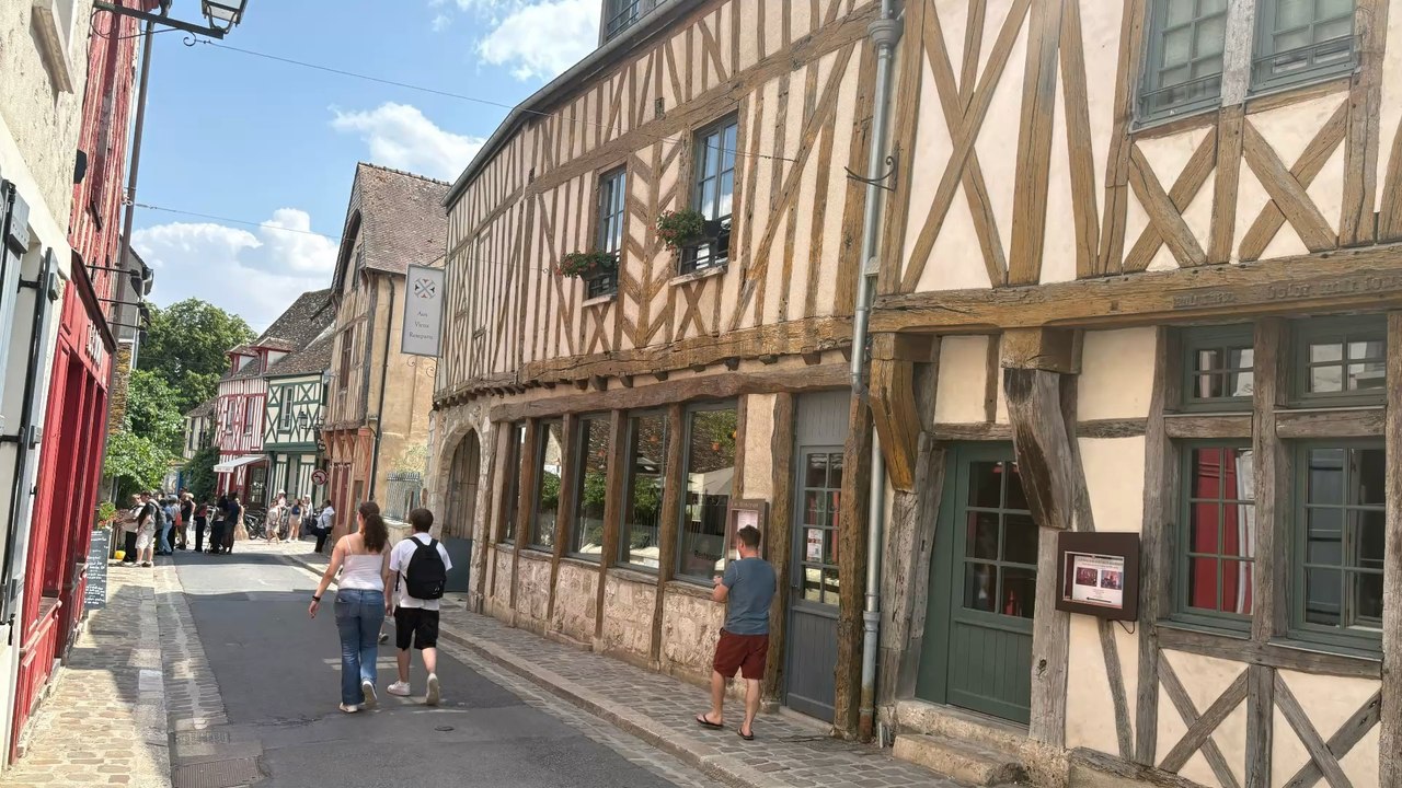 Provins