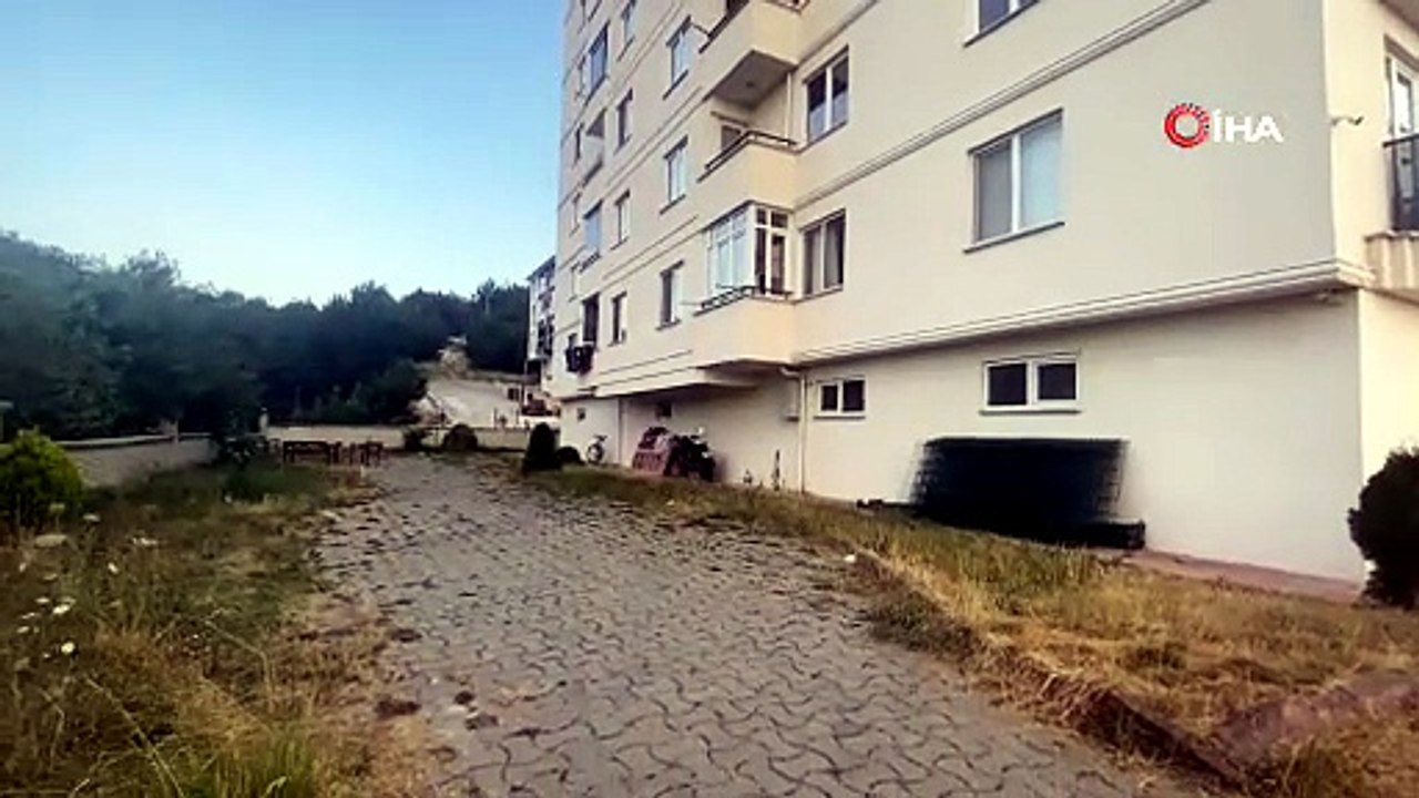 Binanın 7. katından düşen çocuk hayatını kaybetti