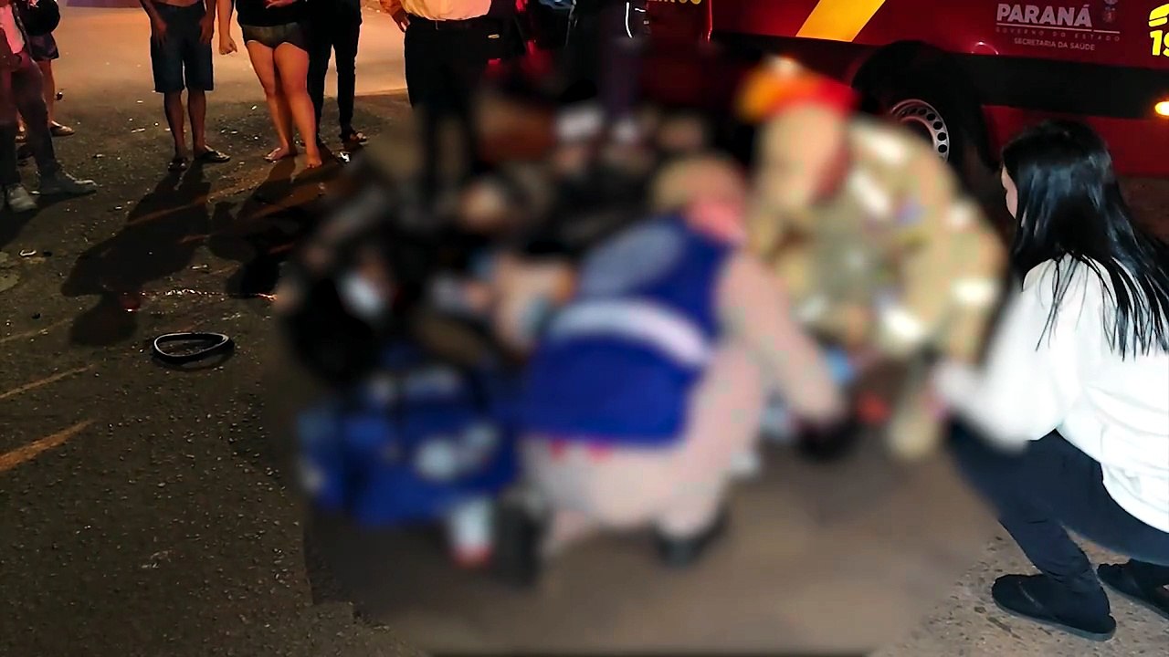 Motociclista fica entre a vida e a morte após colisão contra ônibus no Interlagos