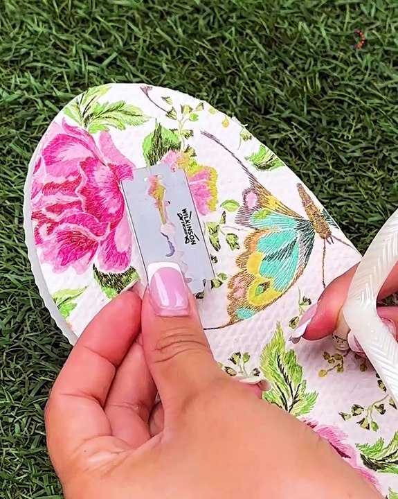 Quick fix to make your flip flops last longer