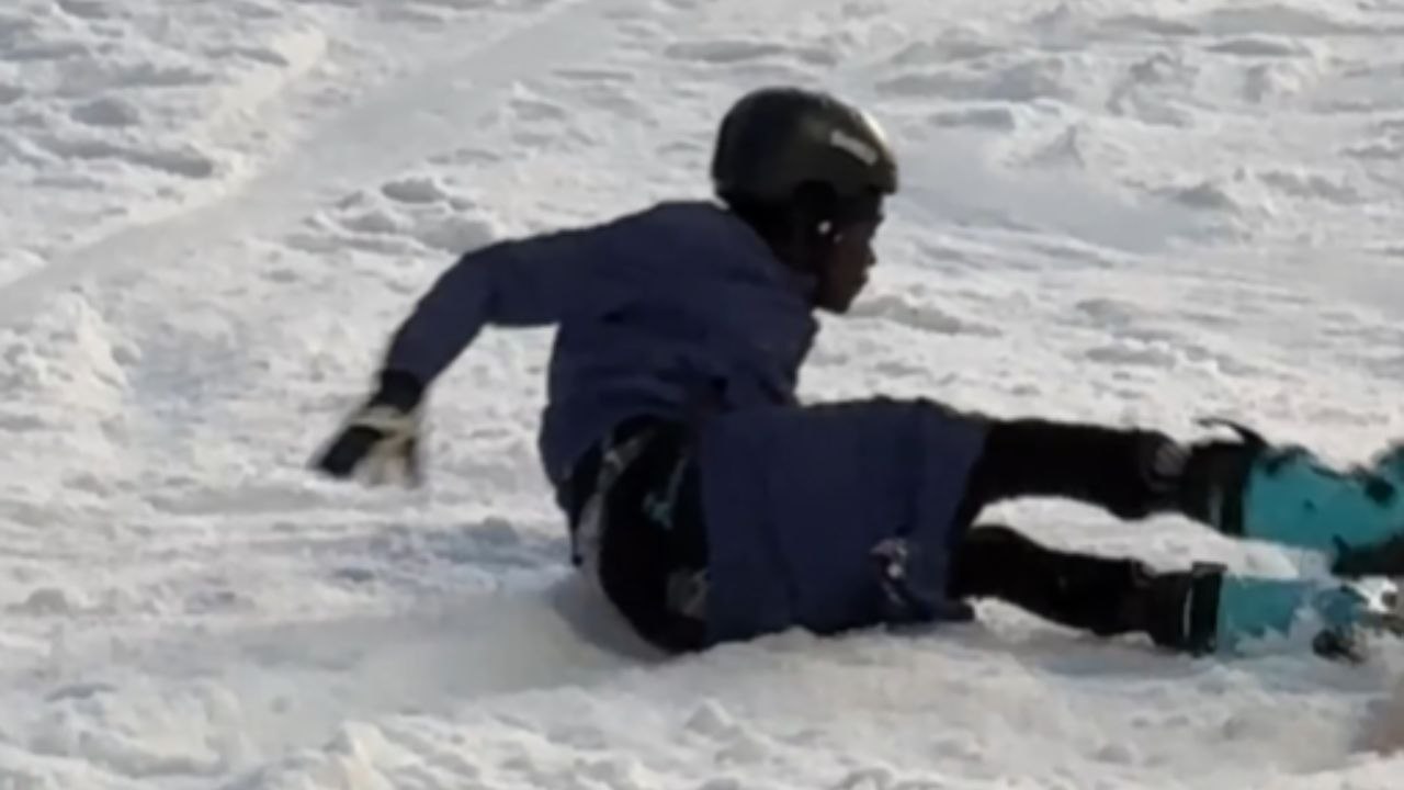 Skier Crashes On A Terrain Park Run In Oslo