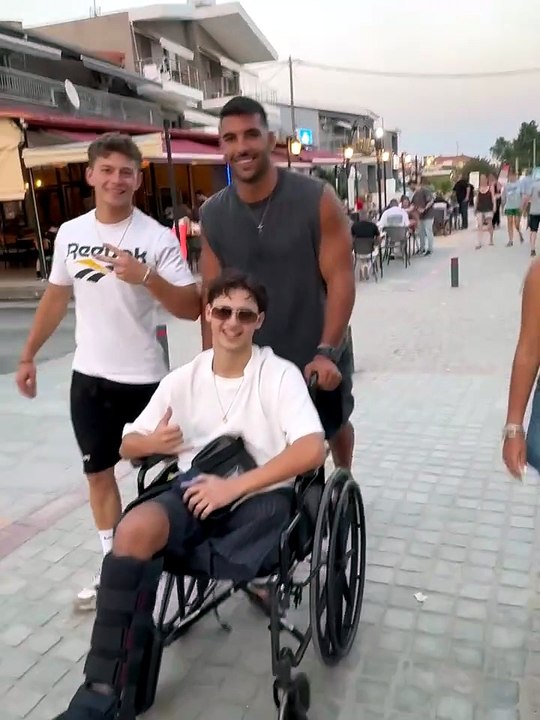 Μαλλιαρός και Φλώρος ξανά μαζί!
