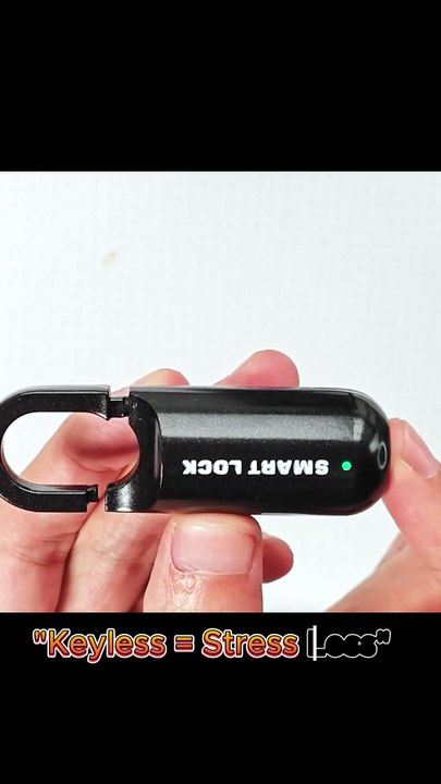 😱 I Replaced My Keys With My Finger! RAYKUBE Smart Lock Test 🔐