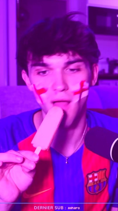 Je mange plus JAMAIS en stream 😅