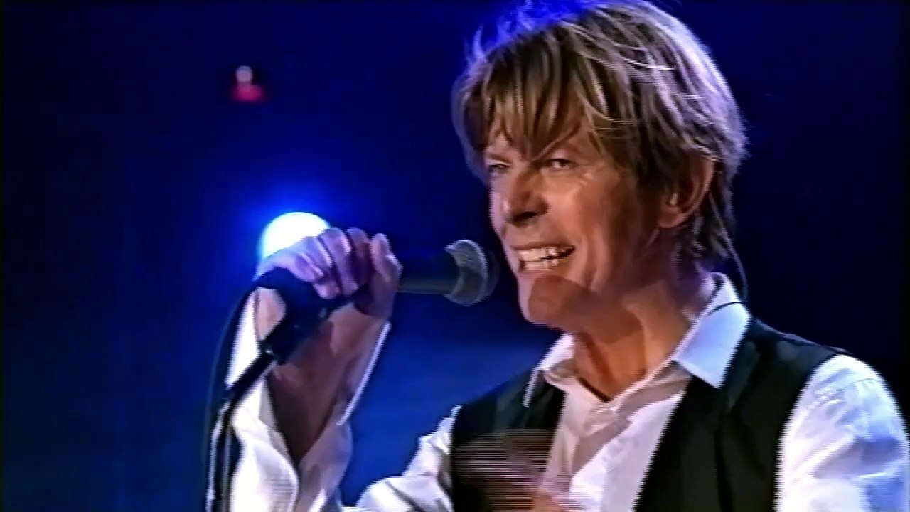 Fame - David Bowie (live)