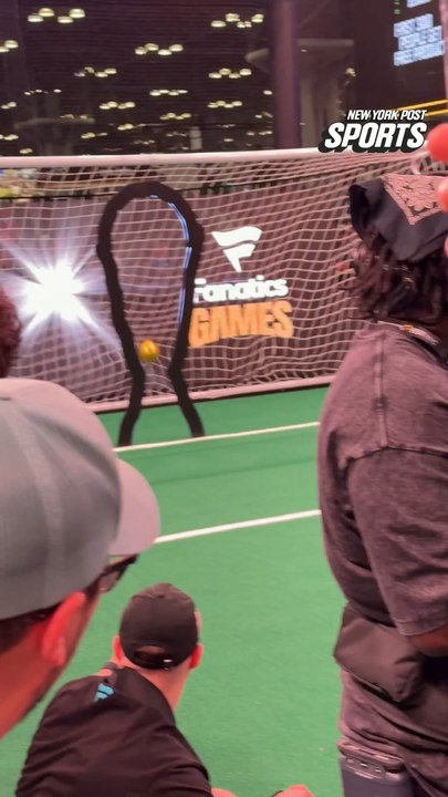 Justin Bieber plays against Tom Brady and Novak Djokovic for the Fanatics Games!