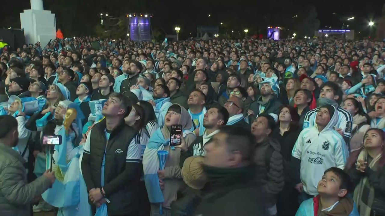 DESLACION EN BUENOS AIRES CON EL GOL DE FERRÁN | ESPAÑA 1 - ARGENTINA 0