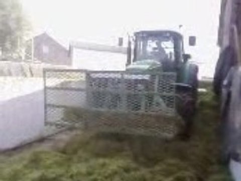 ensilage d'herbe silo