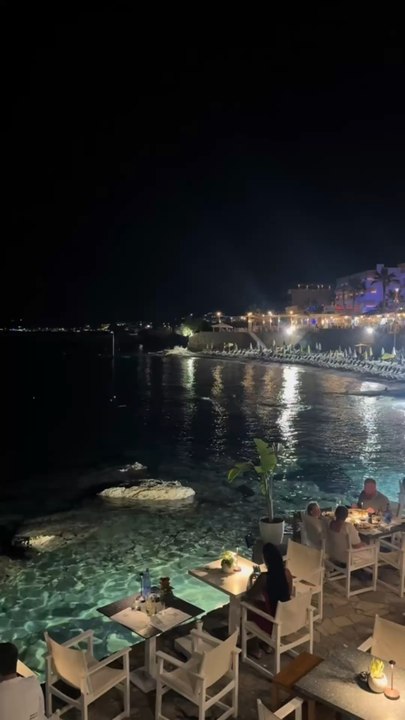 📍Cretan Blue Restaurant