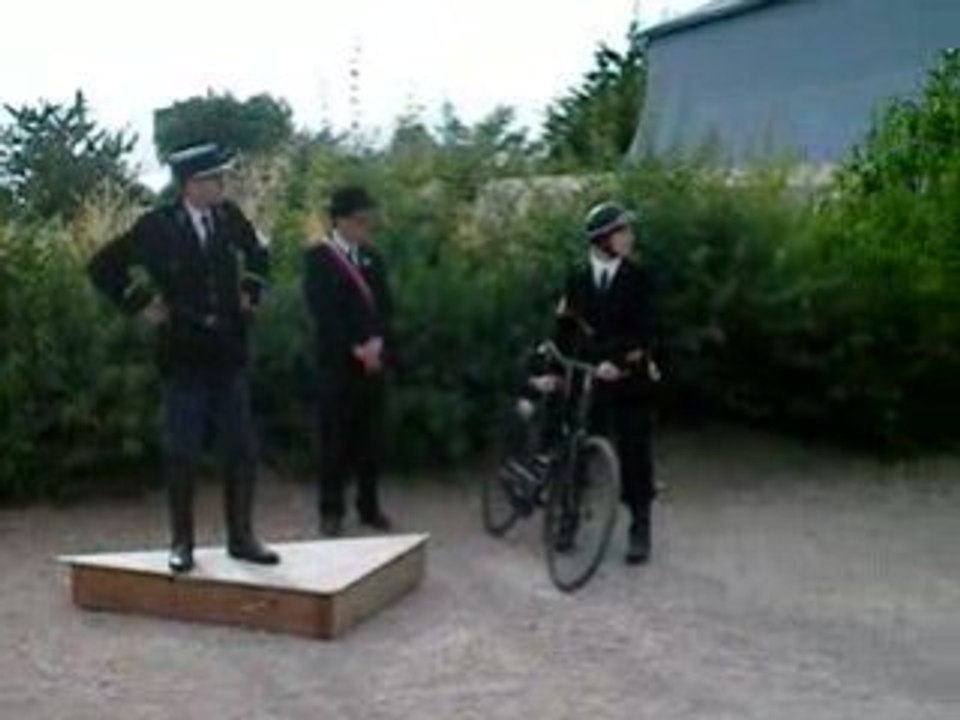 Spectacle de rue à Yèvre-le-Chatel