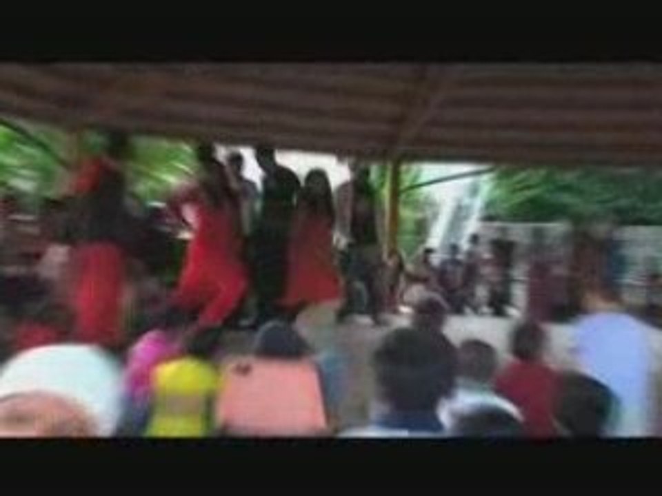 Dance2