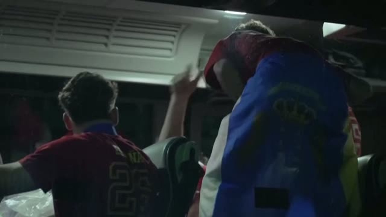 Espagne - Grosse ambiance dans le bus au départ...