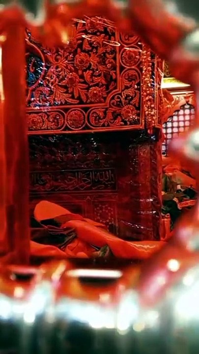 Ziyarat Roza e Hazrat Abbas (A.S.) - Tabarrukat Aur Zarih Mubarak Ka Manzar