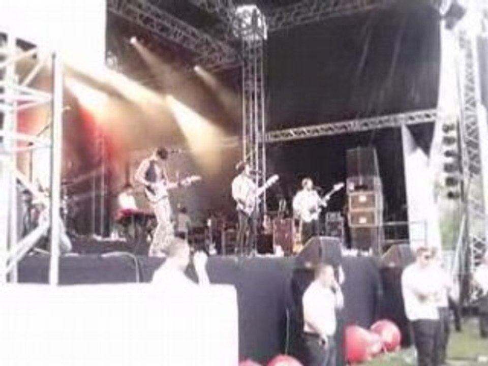 Furia : Nine in the afternoon - Panic at the disco