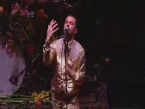 The Killers - Bones - Glastonbury 2007