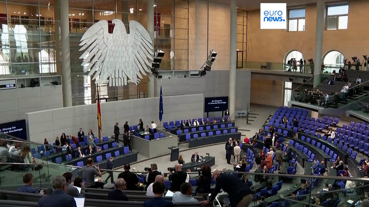Flucht nach vorn? Merz will Regierung umbilden und geht auf Distanz zu Spahn