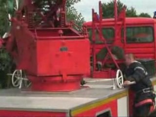 Intervention sapeur pompier feu de maison