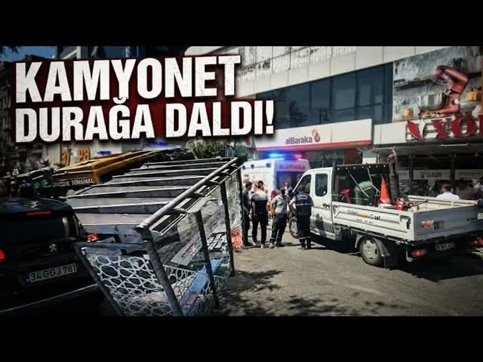 Freni Boşalan Kamyonetin Durağa Daldığı Anlar Kameraya Yansıdı: 1 Yaralı