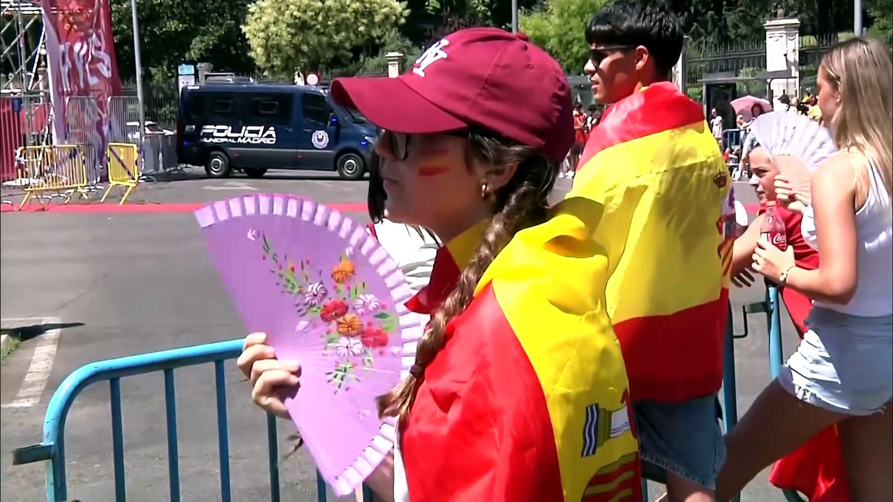 Madrid se prepara para celebrar el triunfo de la Roja junto a sus campeones