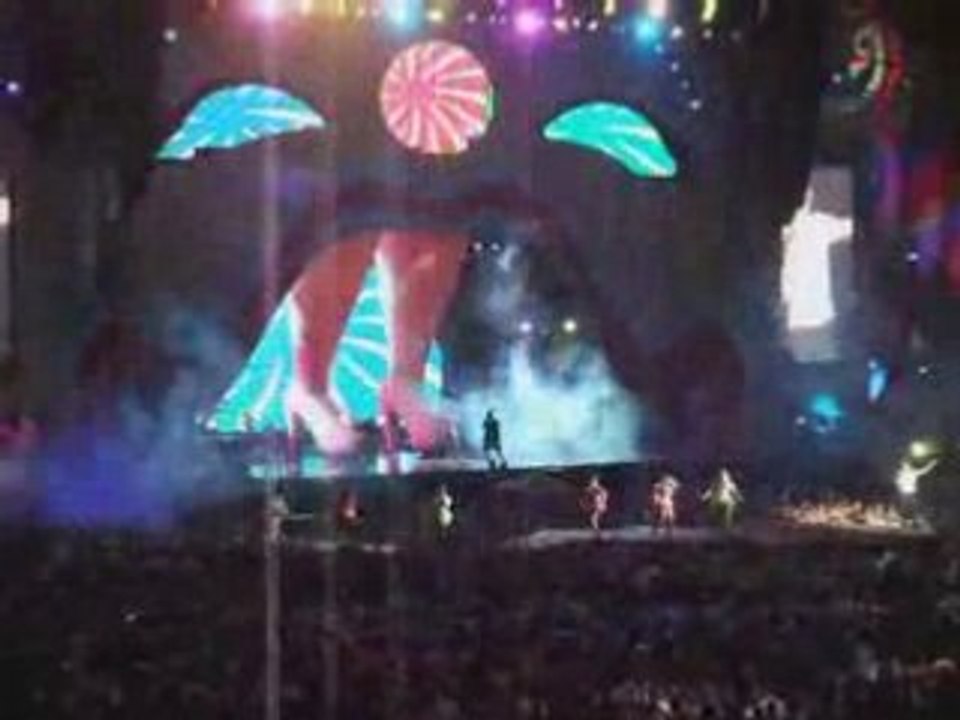 virgin show - mika