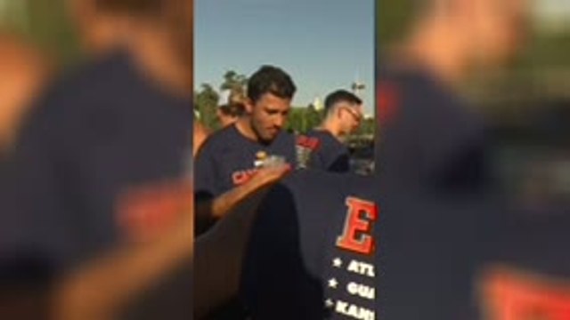 Espagne - Rodri s’ambiance pendant la parade à Madrid !