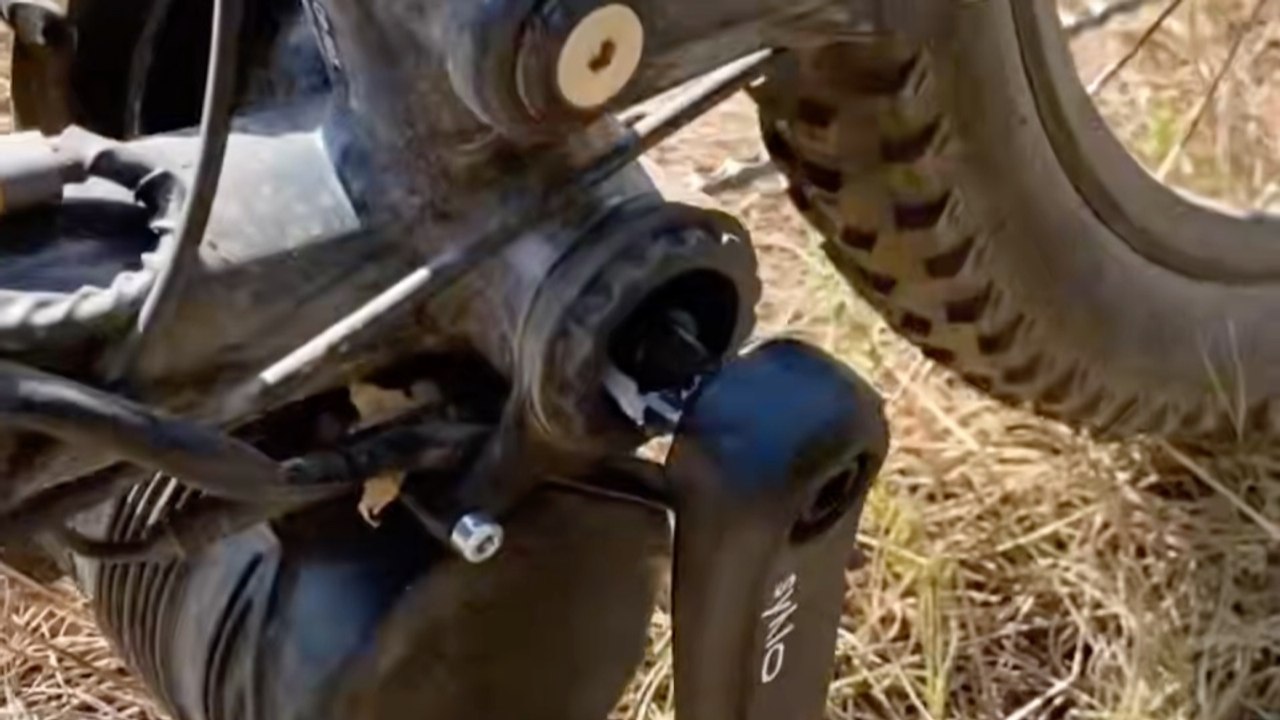 😱 MON VTTAE A EXPLOSÉ 😱 #velo #vtt #enduromtb...