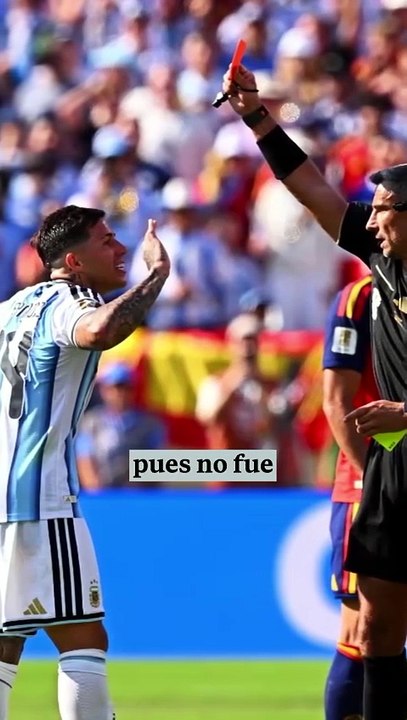 Te explicamos la regla que Messi usó contra Cucurella en la final del Mundial.