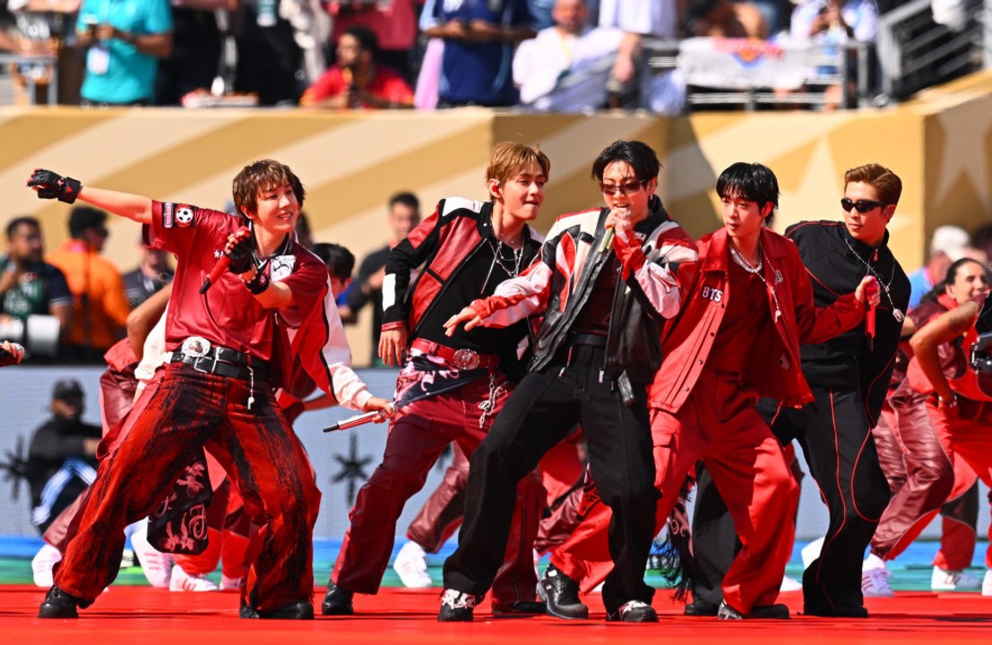 W杯ハーフタイムショー、BTSやジャスティン・ビーバーがパフォーマンス