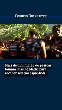 Mais de um milhão de pessoas tomam ruas de Madri para receber seleção espanhola