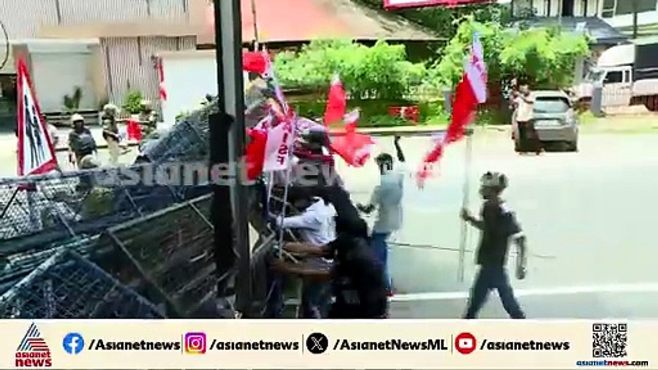 പിഎം ശ്രീ പദ്ധതി ഉപേക്ഷിക്കണം; തൃശൂരിൽ AISF മാർ...